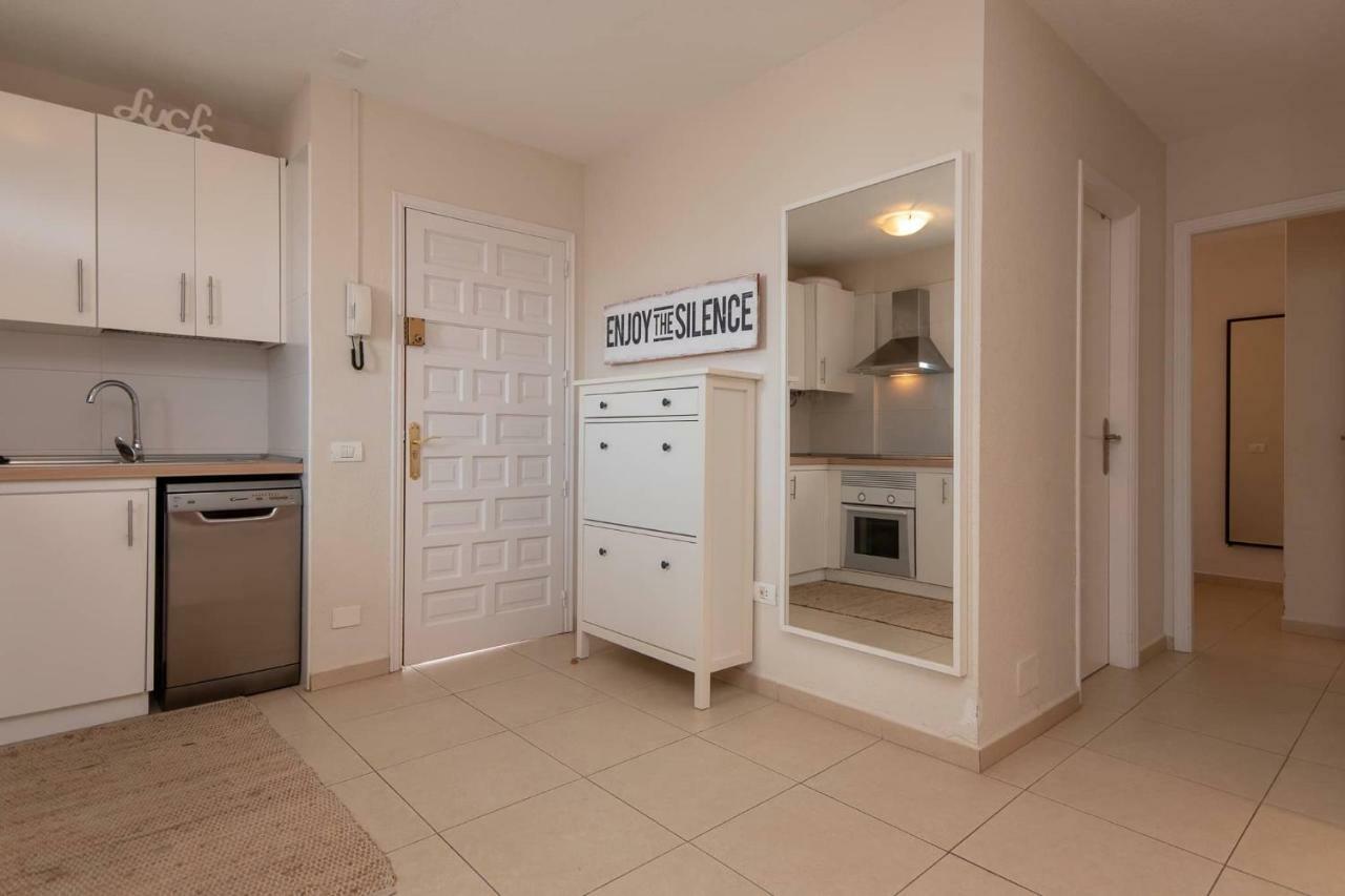 Great 2 Beds Apartment Los Cristianos ロスクリスティアーノス エクステリア 写真